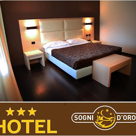 Hotel Sogni D'Oro Airport Ламеция-Терме Экстерьер фото